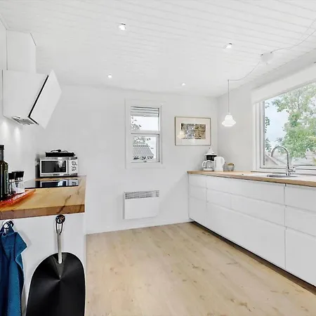 84159-ebeltoft-koravej-5 Semesterbostad *